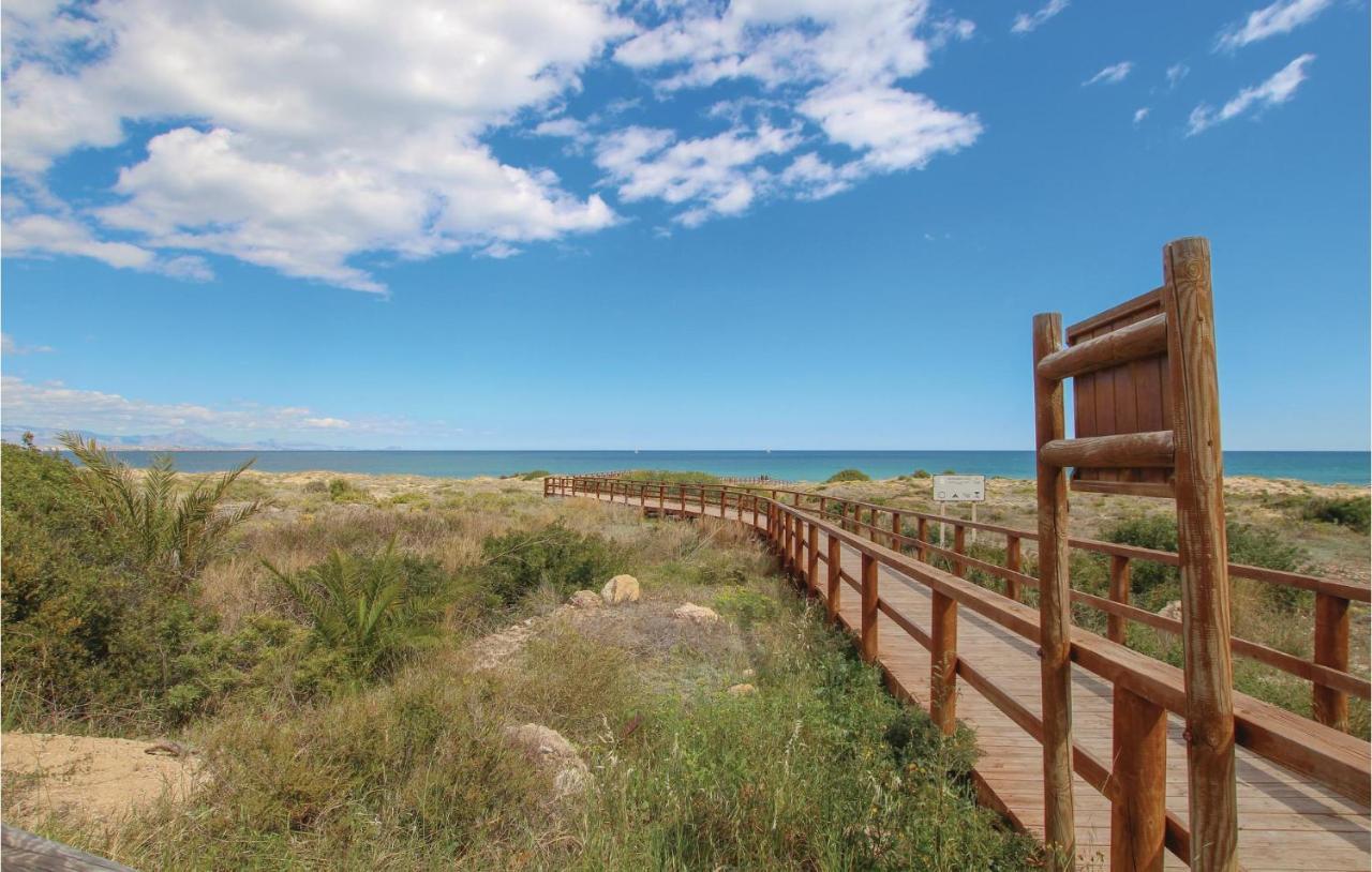 Nice Apartment In Santa Pola With Kitchenette Экстерьер фото